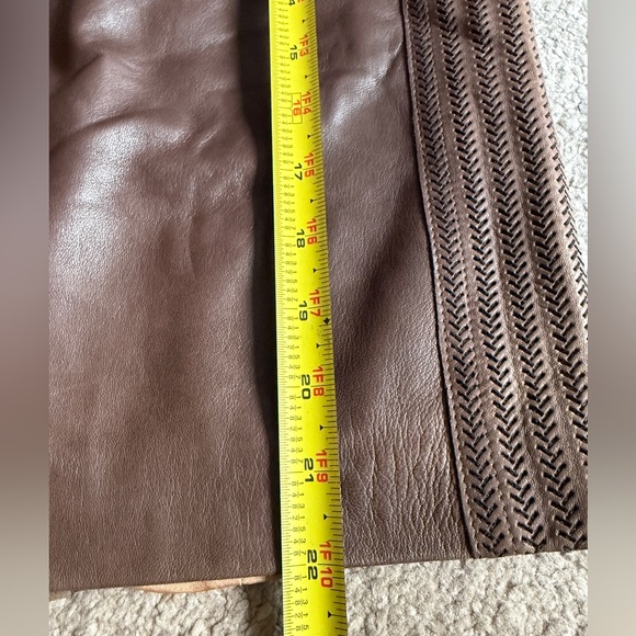 Donna Karan Lambskin Brown Skirt- Size 8 - Picture 4 of 14